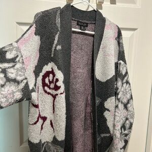 Rachel Zoe Brand Women's Gray and Pink Sweater